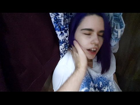 ❤️ Олоод миний эгч нь шүүгээний болон тусалсан түүний булэг ❤ Порно видео mn.purchasexz.top ❌️❤